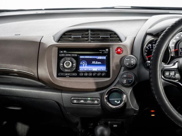Honda Fit Shuttle I с пробегом 2011 года, цена 915 000 рублей, 182817 км, универсал, Автокод Объявления