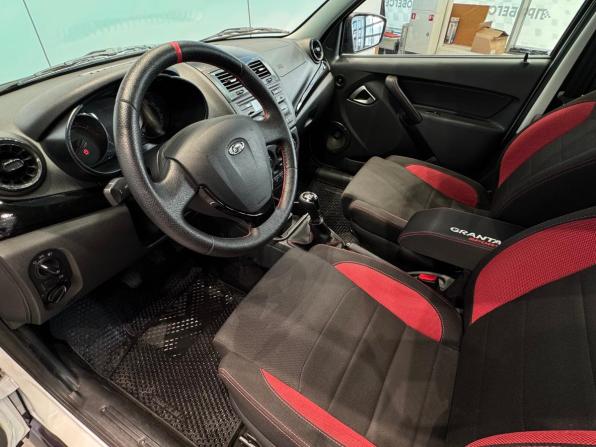Lada (ВАЗ) Granta I Рестайлинг с пробегом 2023 года, цена 1 300 000 рублей, 23683 км, лифтбек, Автокод Объявления