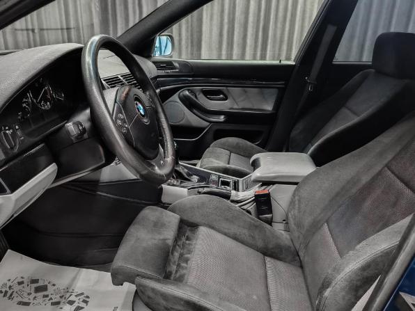 BMW 5 серии IV (E39) Рестайлинг с пробегом 2001 года, цена 749 000 рублей, 240000 км, седан, Автокод Объявления