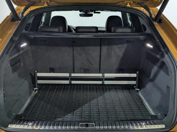 Audi Q8 I (4M) с пробегом 2018 года, цена 5 350 000 рублей, 105167 км, внедорожник, Автокод Объявления