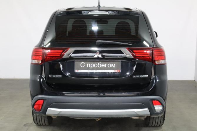 Mitsubishi Outlander III Рестайлинг 2 с пробегом 2016 года, цена 1 249 000 рублей, 236000 км, внедорожник, Автокод Объявления