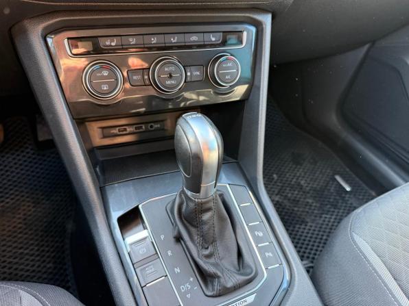 Volkswagen Tiguan II с пробегом 2019 года, цена 2 590 000 рублей, 116644 км, внедорожник, Автокод Объявления