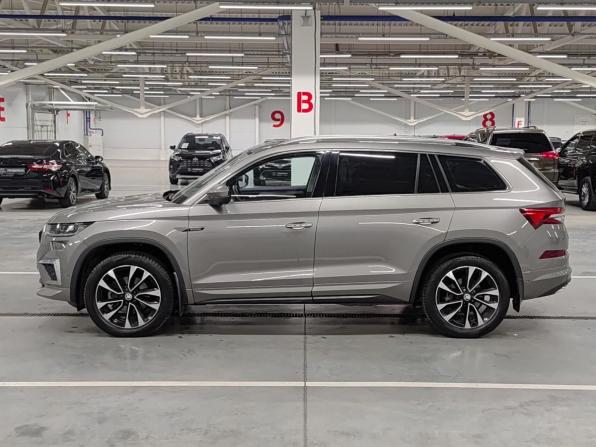 Skoda Kodiaq I Рестайлинг с пробегом 2023 года, цена 3 990 000 рублей, 71231 км, внедорожник, Автокод Объявления