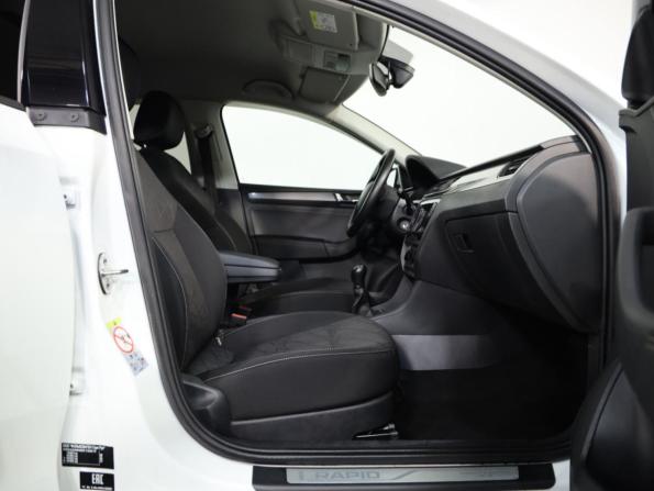 Skoda Rapid I Рестайлинг с пробегом 2019 года, цена 1 119 000 рублей, 113073 км, лифтбек, Автокод Объявления