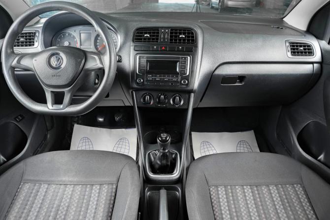Volkswagen Polo V Рестайлинг с пробегом 2018 года, цена 769 000 рублей, 276000 км, седан, Автокод Объявления