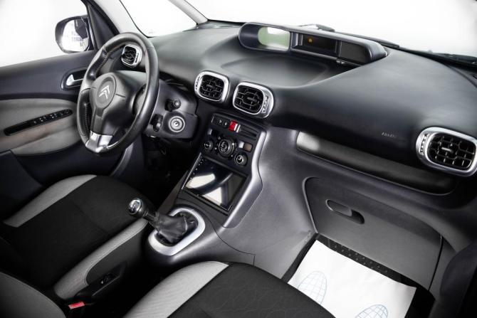 Citroen C3 Picasso I Рестайлинг с пробегом 2013 года, цена 749 000 рублей, 175245 км, компактвэн, Автокод Объявления