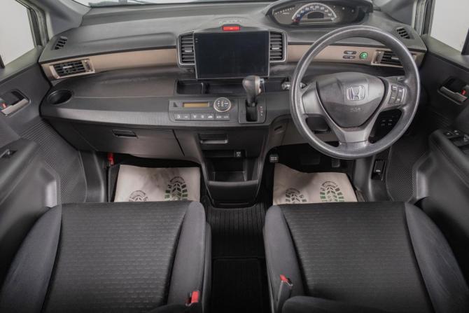 Honda Freed I Рестайлинг с пробегом 2012 года, цена 1 199 000 рублей, 103701 км, компактвэн, Автокод Объявления