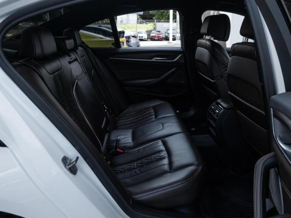 BMW 5 серии VII (G30/G31/G38) с пробегом 2019 года, цена 4 935 000 рублей, 103000 км, седан, Автокод Объявления
