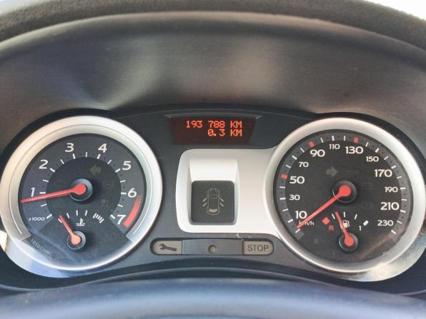 Renault Clio III с пробегом 2007 года, цена 500 000 рублей, 193211 км, хэтчбек, Автокод Объявления