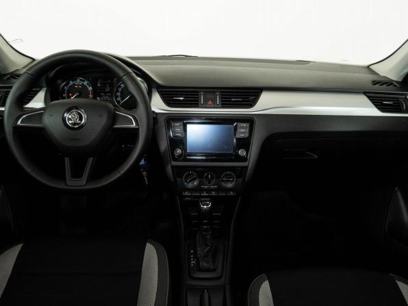 Skoda Rapid I Рестайлинг с пробегом 2019 года, цена 1 330 000 рублей, 95702 км, лифтбек, Автокод Объявления
