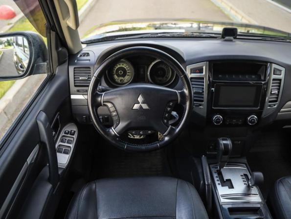 Mitsubishi Pajero IV Рестайлинг 2 с пробегом 2018 года, цена 2 399 777 рублей, 153182 км, внедорожник, Автокод Объявления