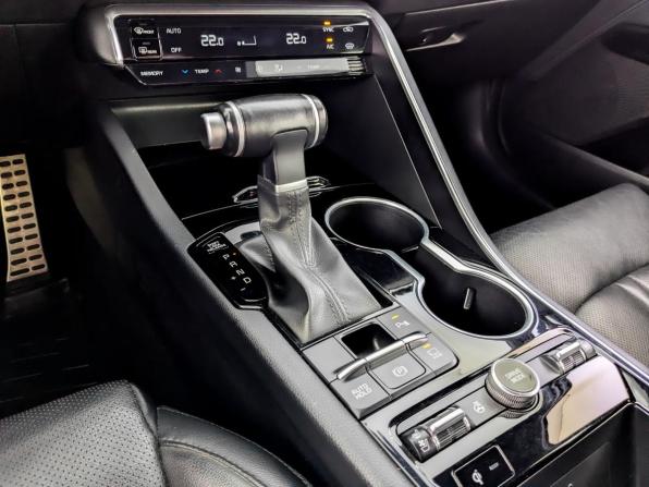 Kia K5 III с пробегом 2021 года, цена 2 725 000 рублей, 111615 км, седан, Автокод Объявления
