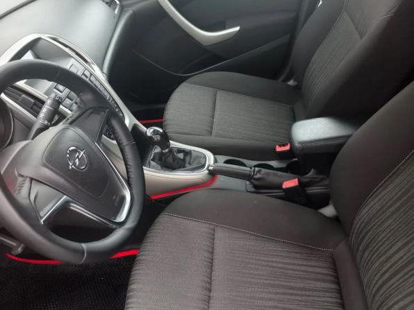 Opel Astra J с пробегом 2012 года, цена 541 000 рублей, 209730 км, хэтчбек, Автокод Объявления