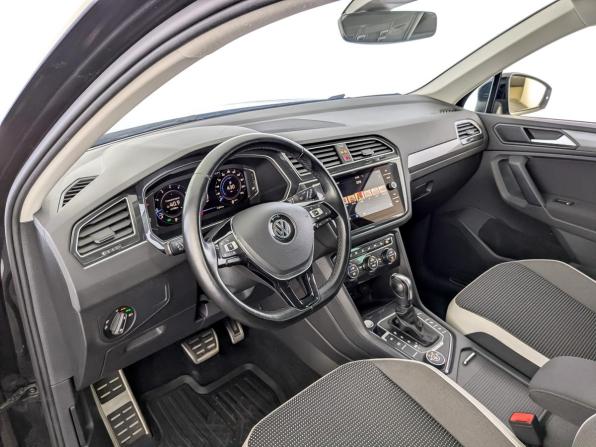 Volkswagen Tiguan II с пробегом 2019 года, цена 2 850 000 рублей, 98000 км, внедорожник, Автокод Объявления