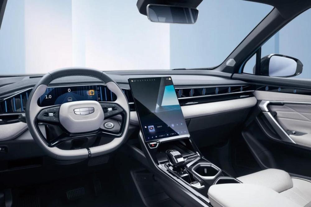 Geely Atlas II Москва  - изображение 13
