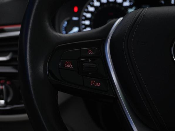 BMW 5 серии VII (G30/G31/G38) с пробегом 2018 года, цена 2 957 055 рублей, 165611 км, универсал, Автокод Объявления