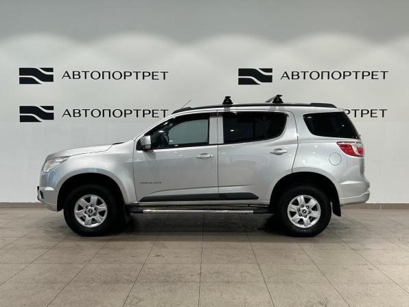 Chevrolet TrailBlazer II с пробегом 2013 года, цена 1 349 000 рублей, 155109 км, внедорожник, Автокод Объявления