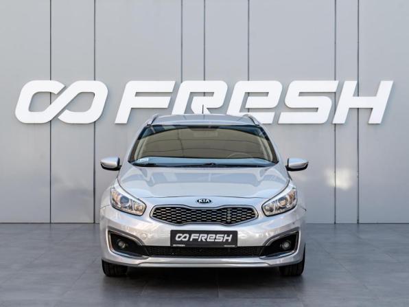 Kia Ceed II Рестайлинг с пробегом 2018 года, цена 1 198 000 рублей, 198628 км, универсал, Автокод Объявления