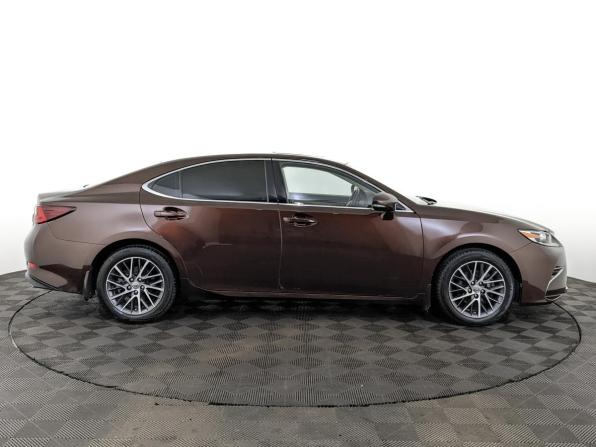 Lexus ES VI Рестайлинг с пробегом 2015 года, цена 2 640 000 рублей, 143650 км, седан, Автокод Объявления