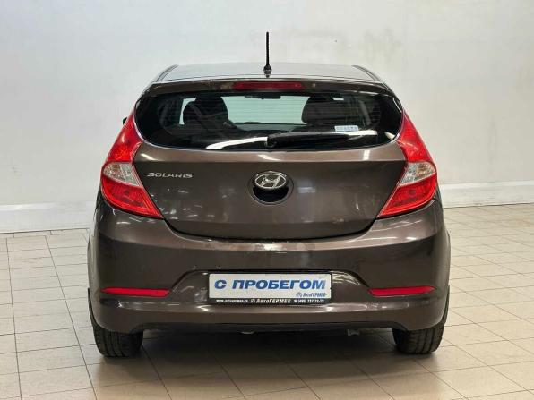 Hyundai Solaris I Рестайлинг с пробегом 2016 года, цена 825 000 рублей, 160252 км, хэтчбек, Автокод Объявления