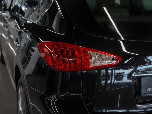 Infiniti QX50 I Рестайлинг с пробегом 2017 года, цена 1 910 000 рублей, 144815 км, внедорожник, Автокод Объявления
