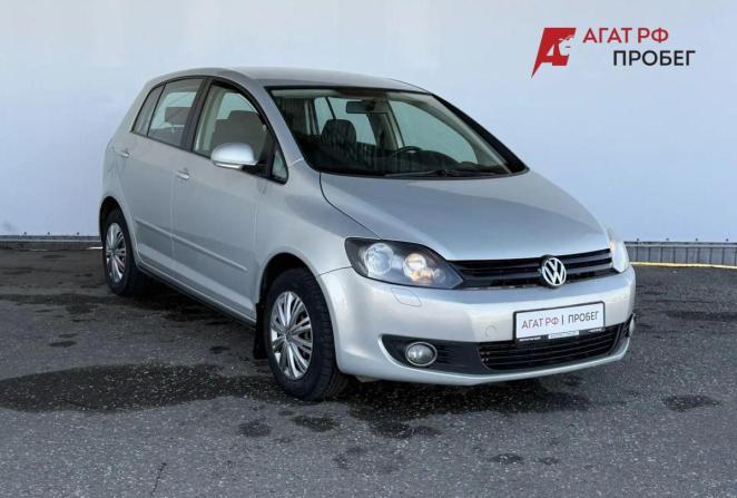 Volkswagen Golf Plus II с пробегом 2011 года, цена 609 000 рублей, 268805 км, хэтчбек, Автокод Объявления