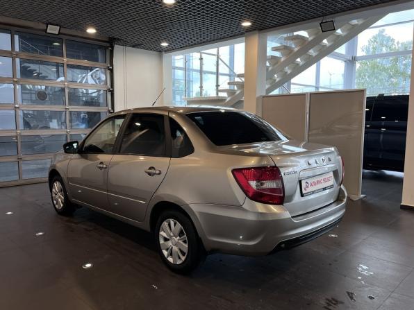 Lada (ВАЗ) Granta I Рестайлинг с пробегом 2022 года, цена 682 000 рублей, 153509 км, седан, Автокод Объявления