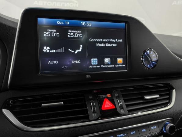 Hyundai Grandeur VI с пробегом 2018 года, цена 2 220 000 рублей, 170000 км, седан, Автокод Объявления