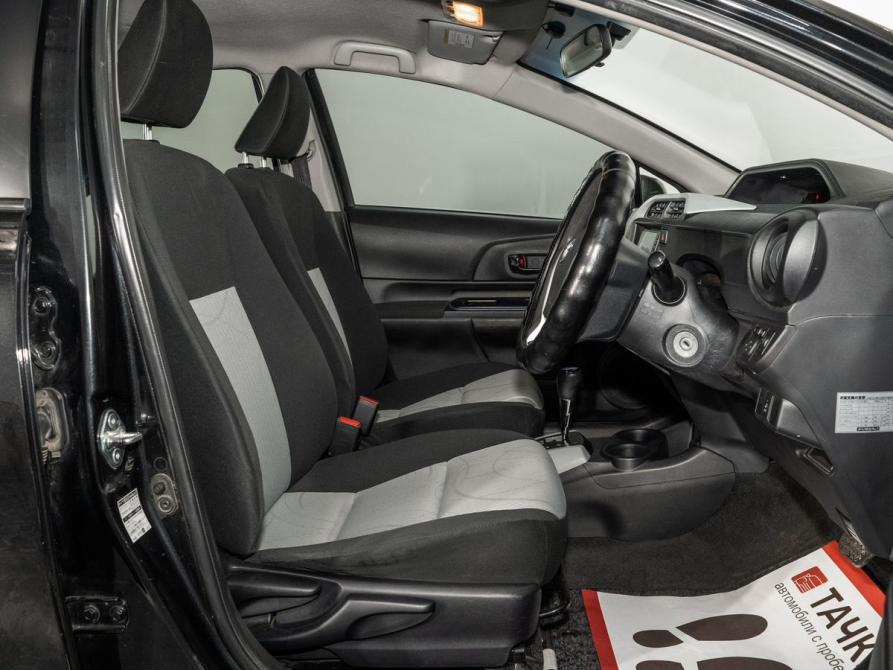 Toyota Aqua I Иркутск  - изображение 5
