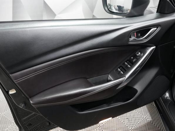 Mazda 6 III (GJ) Рестайлинг с пробегом 2018 года, цена 2 292 000 рублей, 121429 км, седан, Автокод Объявления