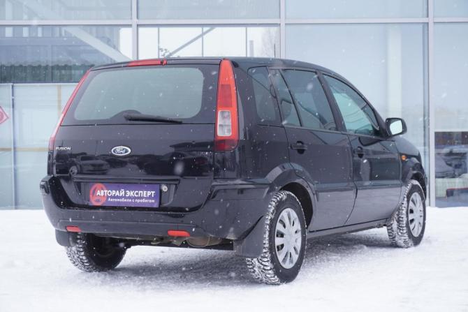 Ford Fusion I Рестайлинг с пробегом 2009 года, цена 379 000 рублей, 195809 км, хэтчбек, Автокод Объявления