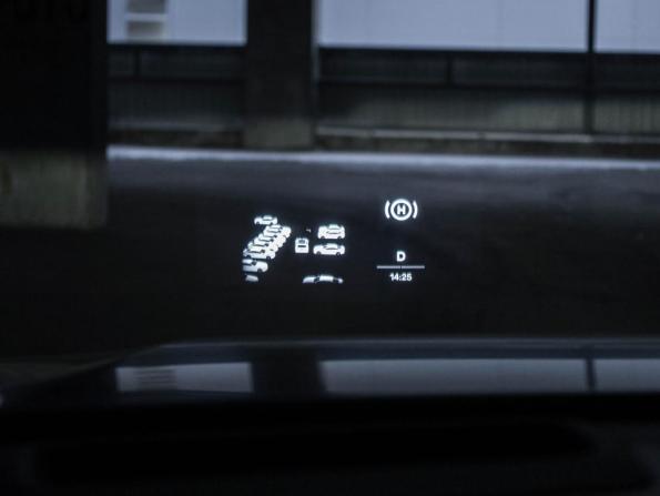 Li Auto (Lixiang) L9 I с пробегом 2024 года, цена 5 899 000 рублей, 52606 км, внедорожник, Автокод Объявления