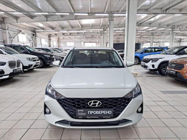 Hyundai Solaris II Рестайлинг с пробегом 2020 года, цена 1 630 000 рублей, 103497 км, седан, Автокод Объявления