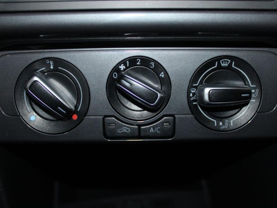 Volkswagen Polo V Рестайлинг Старый Оскол  - изображение 18