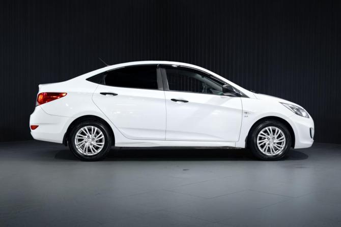 Hyundai Solaris I с пробегом 2012 года, цена 649 999 рублей, 187092 км, хэтчбек, Автокод Объявления