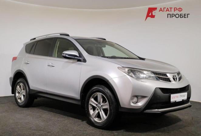 Toyota RAV4 IV (XA40) с пробегом 2015 года, цена 1 800 000 рублей, 160141 км, внедорожник, Автокод Объявления