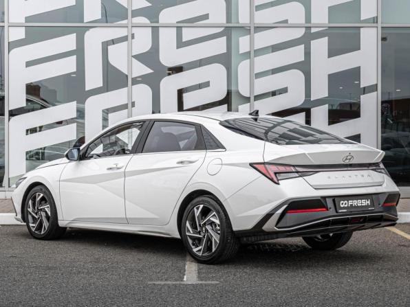 Hyundai Elantra VII (CN7) Рестайлинг с пробегом 2023 года, цена 2 139 000 рублей, 36661 км, седан, Автокод Объявления