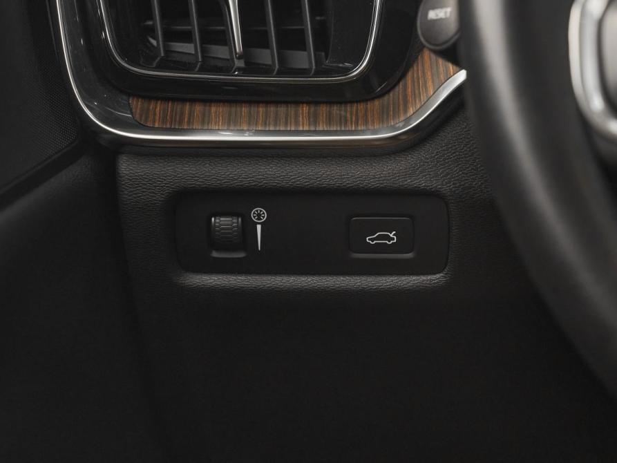 Volvo V60 II Москва  - изображение 14