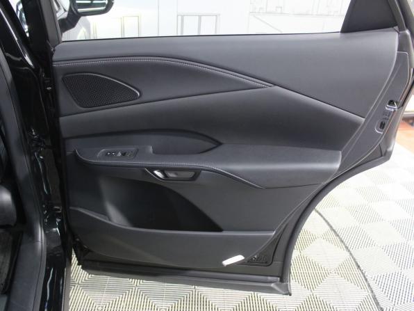 Lexus RX V с пробегом 2025 года, цена 7 850 000 рублей, 5131 км, внедорожник, Автокод Объявления