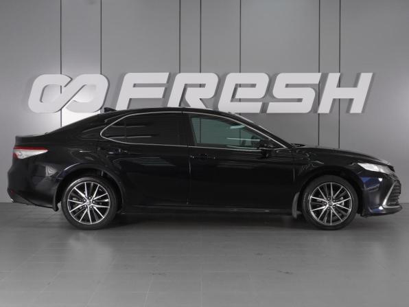 Toyota Camry VIII (XV70) Рестайлинг с пробегом 2021 года, цена 3 099 000 рублей, 126676 км, седан, Автокод Объявления