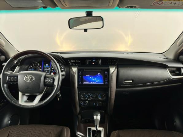 Toyota Fortuner II с пробегом 2018 года, цена 3 120 000 рублей, 182239 км, внедорожник, Автокод Объявления