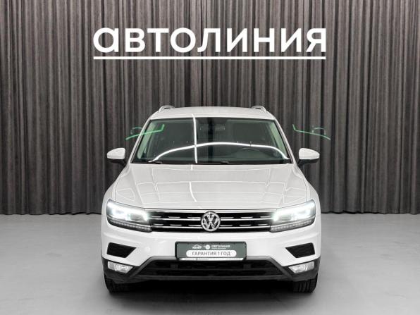 Volkswagen Tiguan II с пробегом 2016 года, цена 2 135 000 рублей, 121000 км, внедорожник, Автокод Объявления