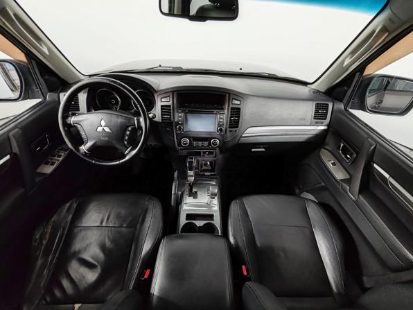 Mitsubishi Pajero IV с пробегом 2010 года, цена 1 799 000 рублей, 276179 км, внедорожник, Автокод Объявления