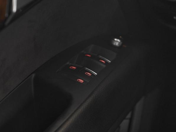 Audi Q7 I (4L) Рестайлинг с пробегом 2012 года, цена 2 250 000 рублей, 174200 км, внедорожник, Автокод Объявления