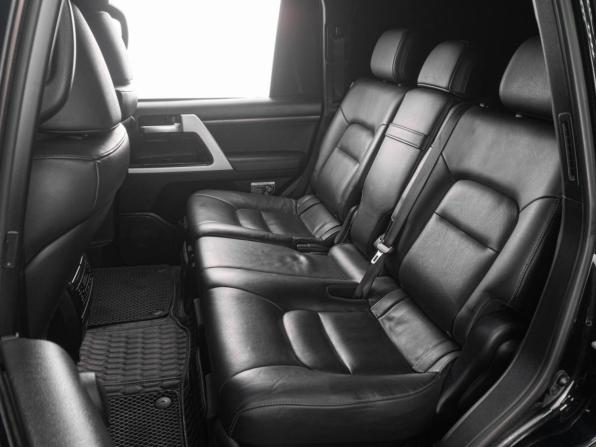 Toyota Land Cruiser 200 Series Рестайлинг 2 с пробегом 2016 года, цена 5 779 000 рублей, 113203 км, внедорожник, Автокод Объявления