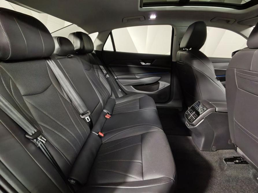 Volkswagen Passat (North America and China) Pro I Москва  - изображение 16