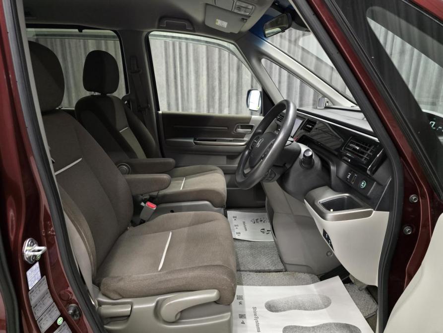 Honda Stepwgn V Красноярск  - изображение 10