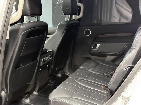 Land Rover Discovery V с пробегом 2017 года, цена 2 590 000 рублей, 295549 км, внедорожник, Автокод Объявления