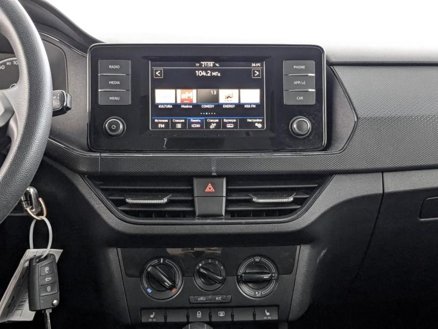 Volkswagen Polo VI Москва  - изображение 17