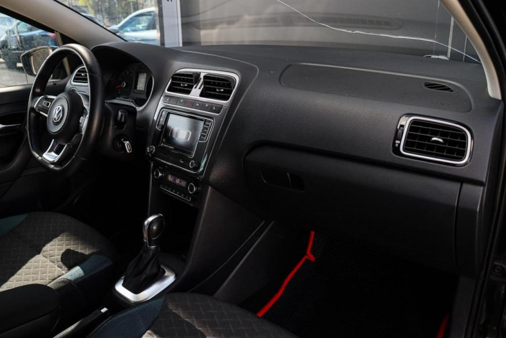 Volkswagen Polo V Рестайлинг Москва  - изображение 7